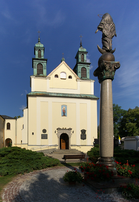 Koci klasztorny w Leniowie