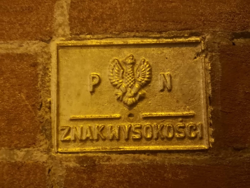 znak wysokości, Myszków.jpg