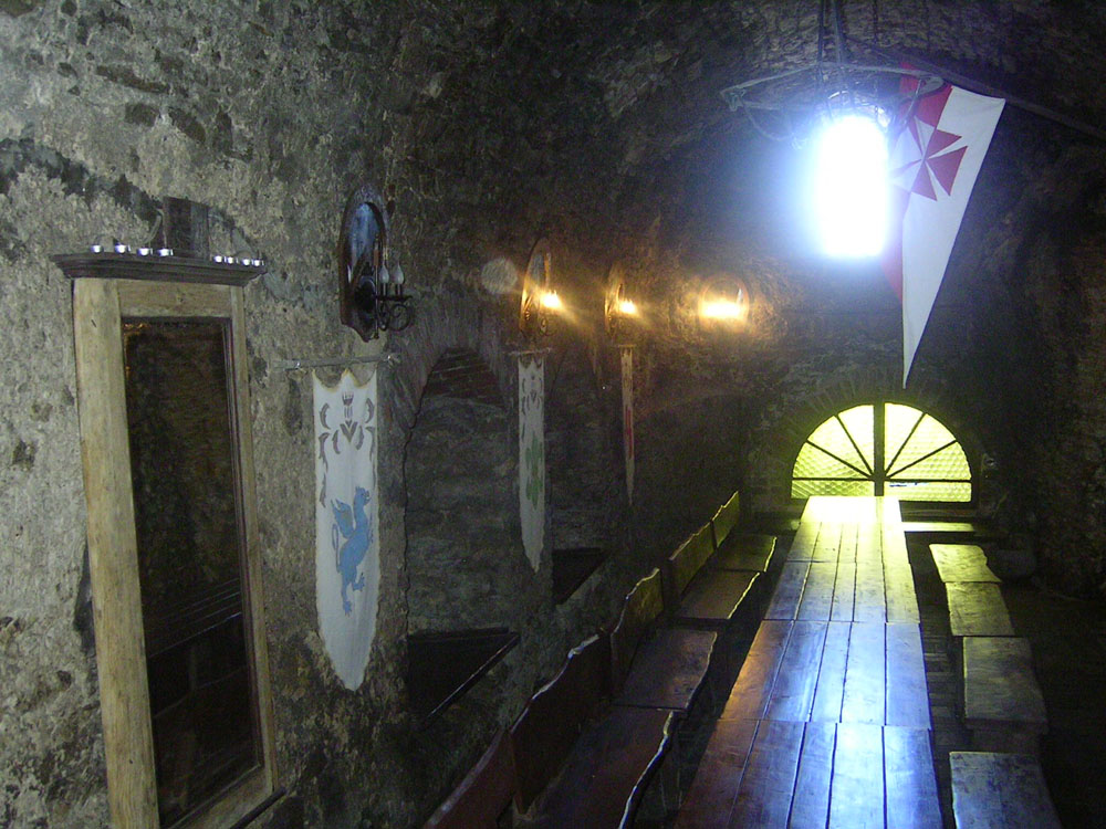 Ogrodzieniec4.jpg