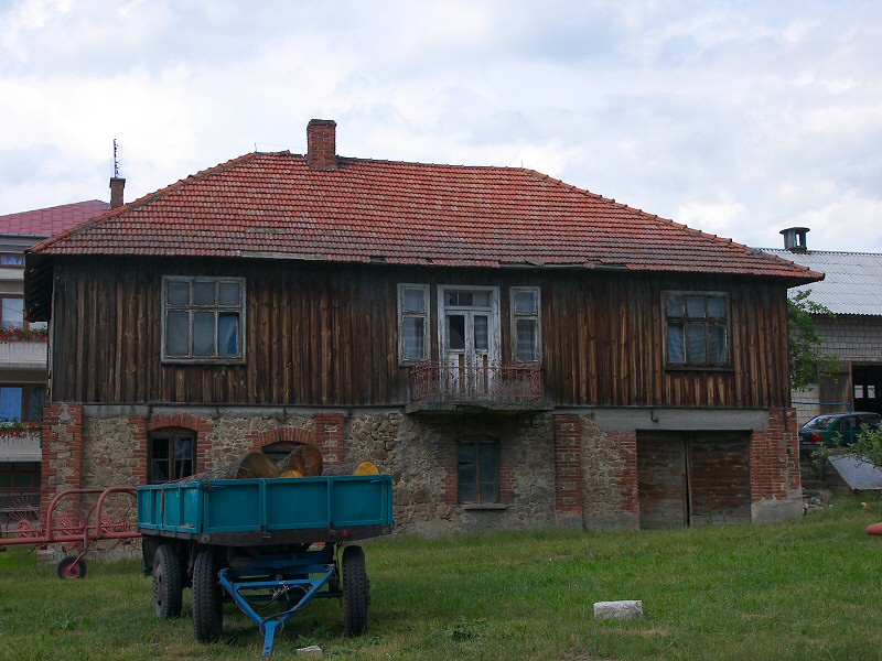 zag020707_2.jpg